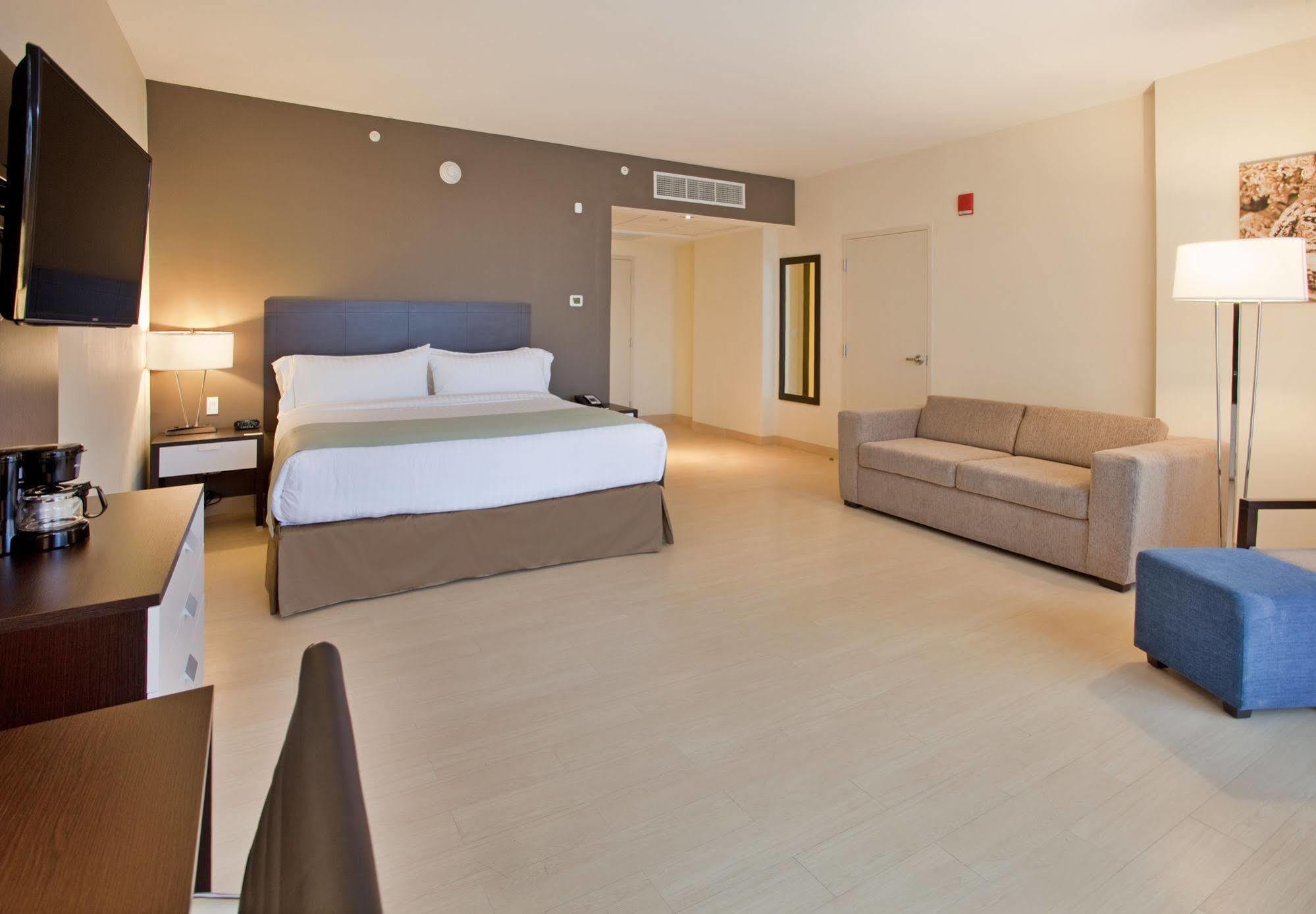Financiero By Ihg Hotel 3*